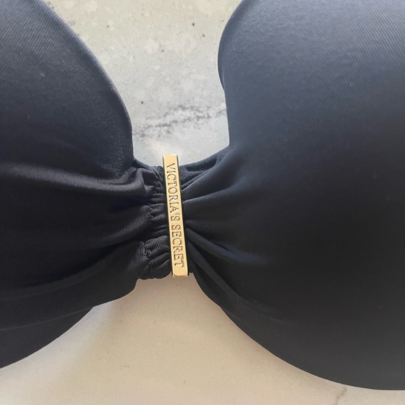 Victorias secret bikini - Picture 2 of 8